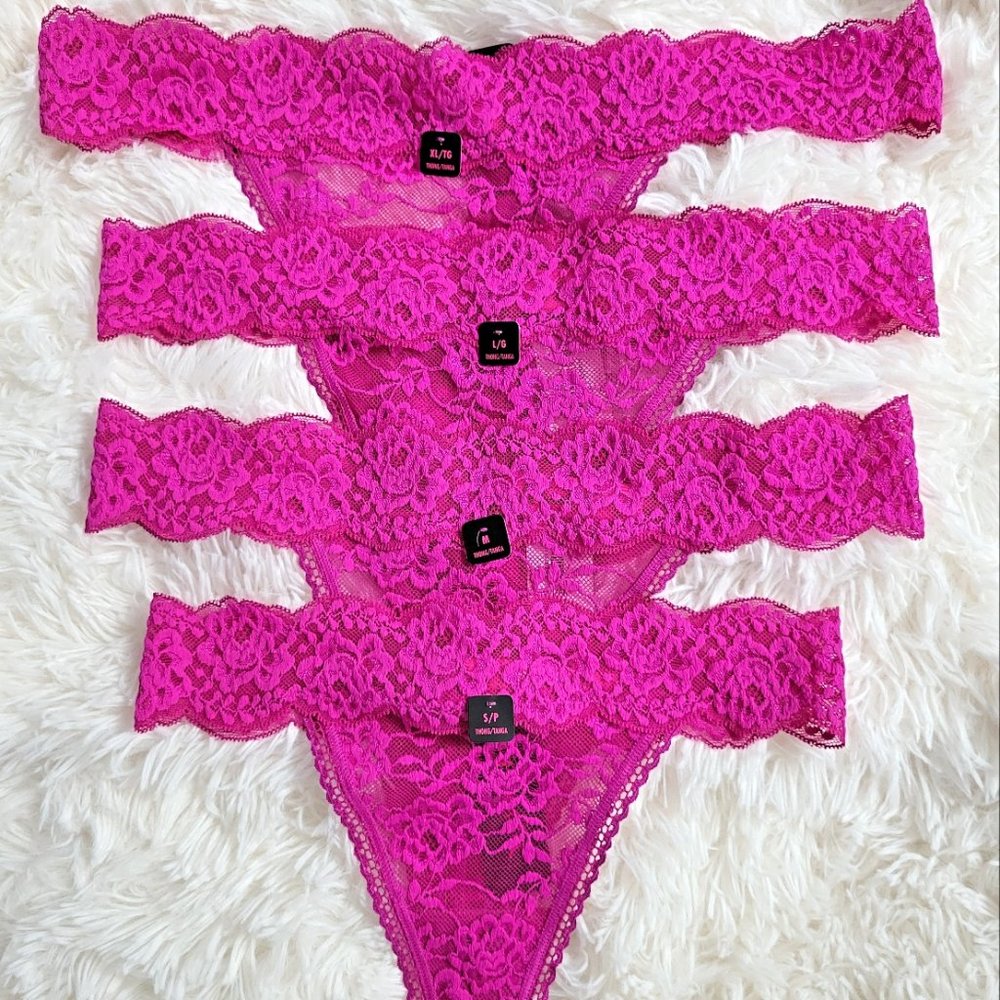 NWT Hot pink lace la senza thongs.